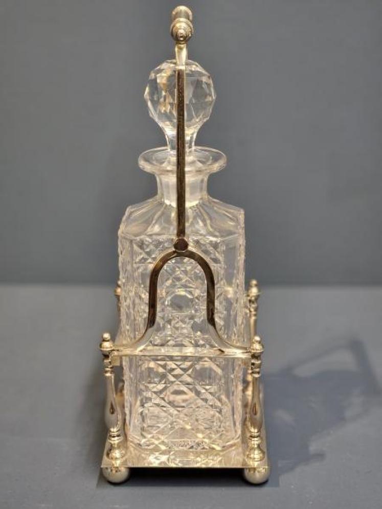 Victorian Cut Crystal Decanter & Silver Plated Stand - Image 5