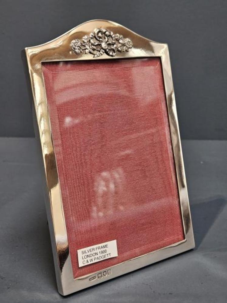 Superior Quality Victorian Silver Photo Frame - Image 5