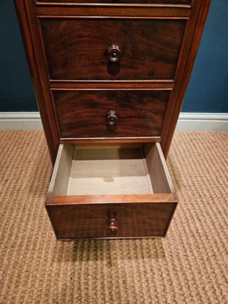 Pair Victorian Mahogany Bedside Cabinets - Image 5