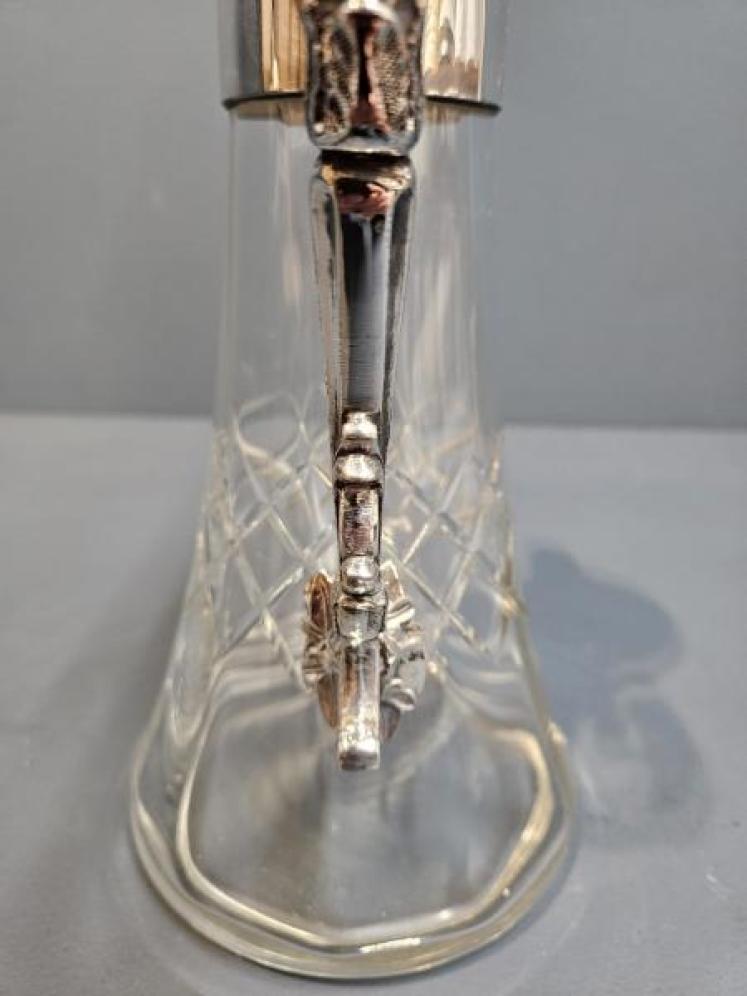 Late Victorian Silver Plated and Crystal Claret Jug - Image 7