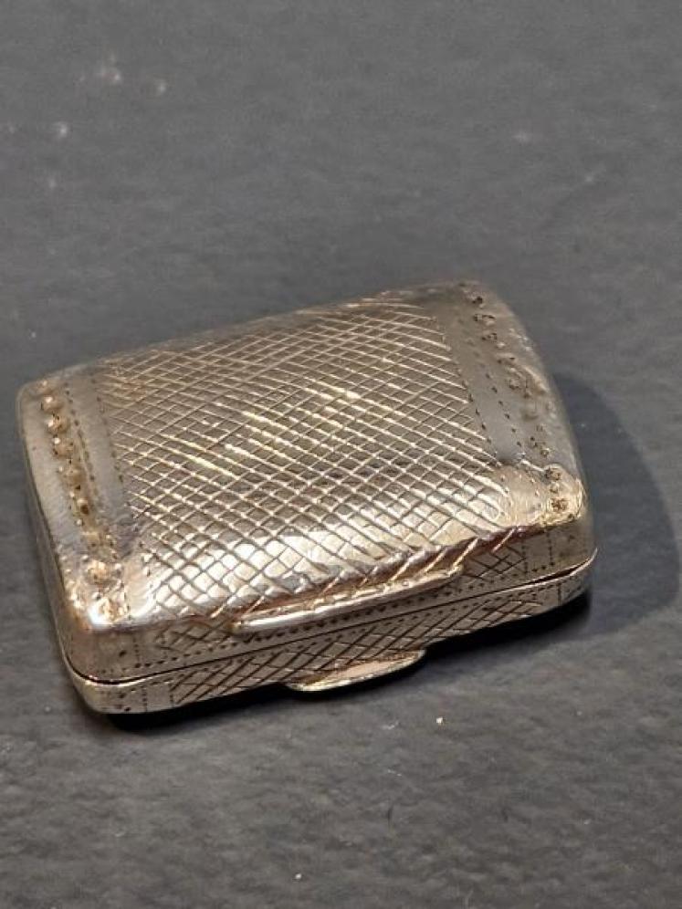 Silver Vinaigrette - Image 2