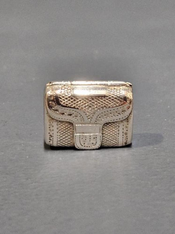 Silver Vinaigrette - Image 6