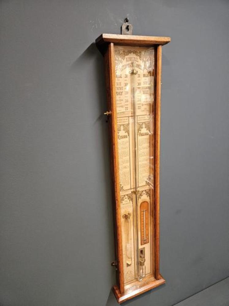 Victorian Oak Cased Admiral Fitzroy Barometer - Image 4