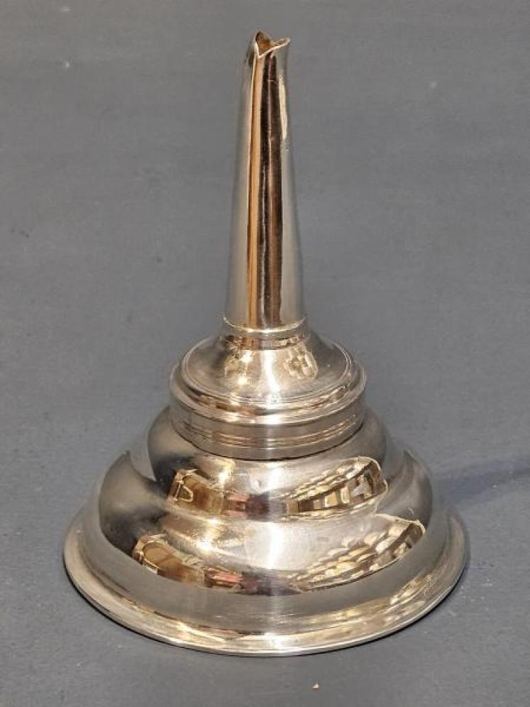 Georgian Silver Wine Funnel - Image 4