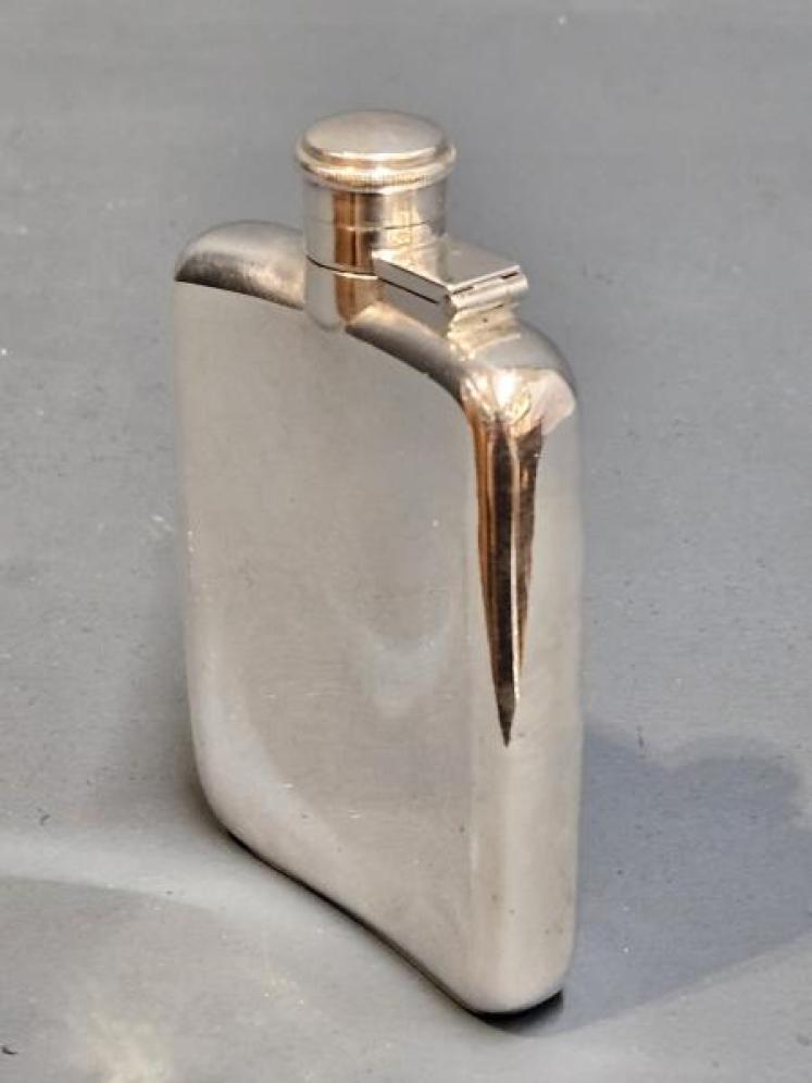 George V Period Silver Curved Hip Flask - Image 1