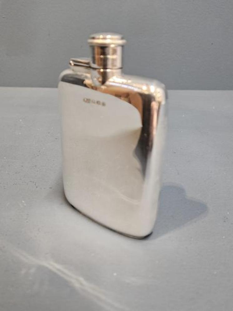 George V Period Silver Curved Hip Flask - Image 2