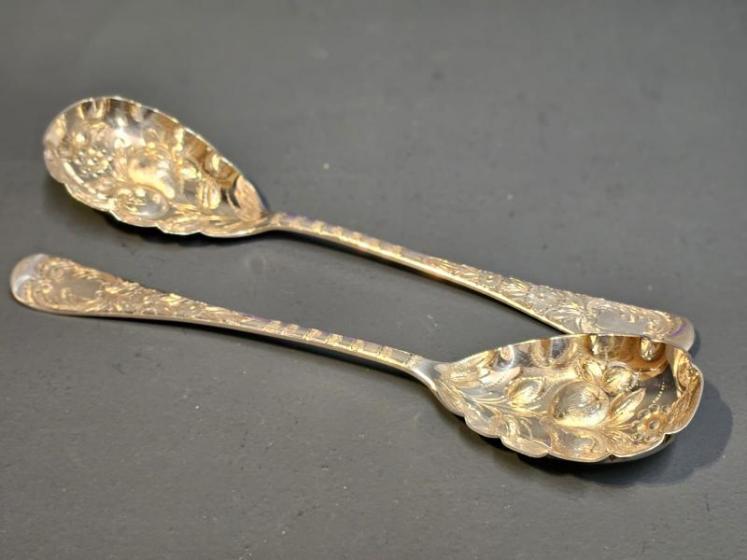 Pair of Edwardian Silver Berry Spoons - Image 7