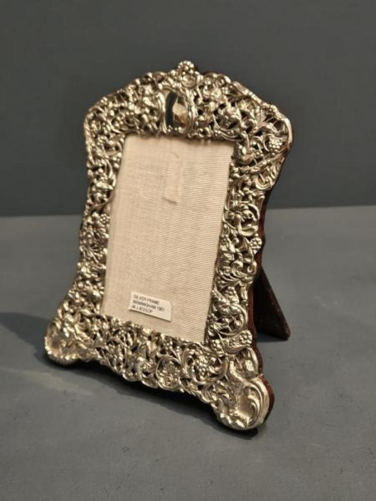 Victorian Silver Photo Frame  - Image 3