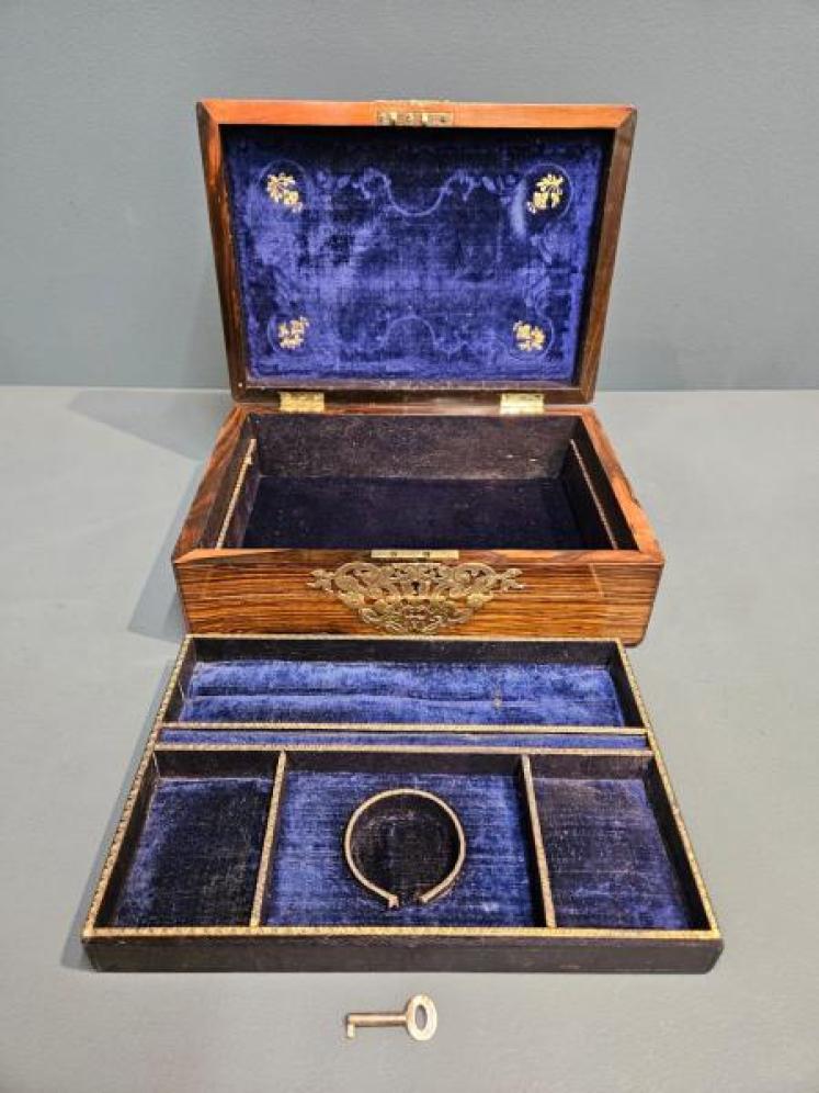 Victorian Coromandel Jewellery Box - Image 3