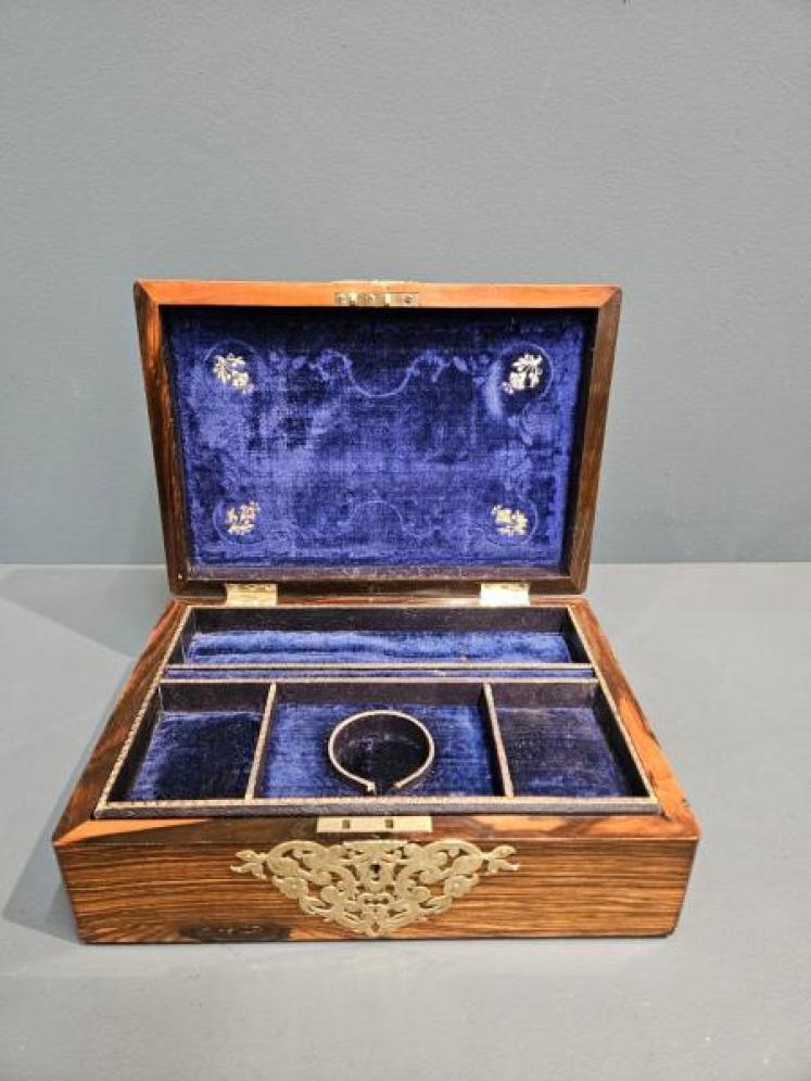 Victorian Coromandel Jewellery Box - Image 4