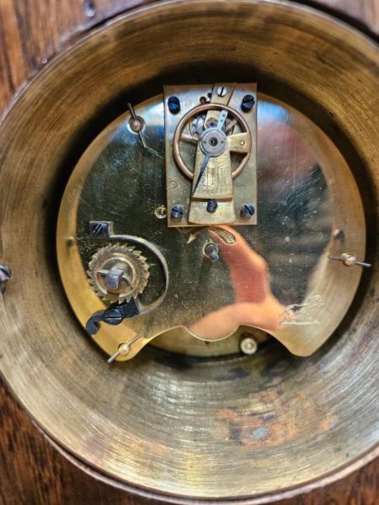 Brass Inlaid Art Nouveau Mantel Clock - Image 4