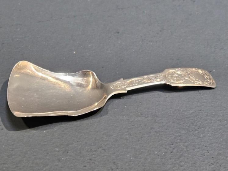 Early Victorian Silver Caddy Spoon - Image 1