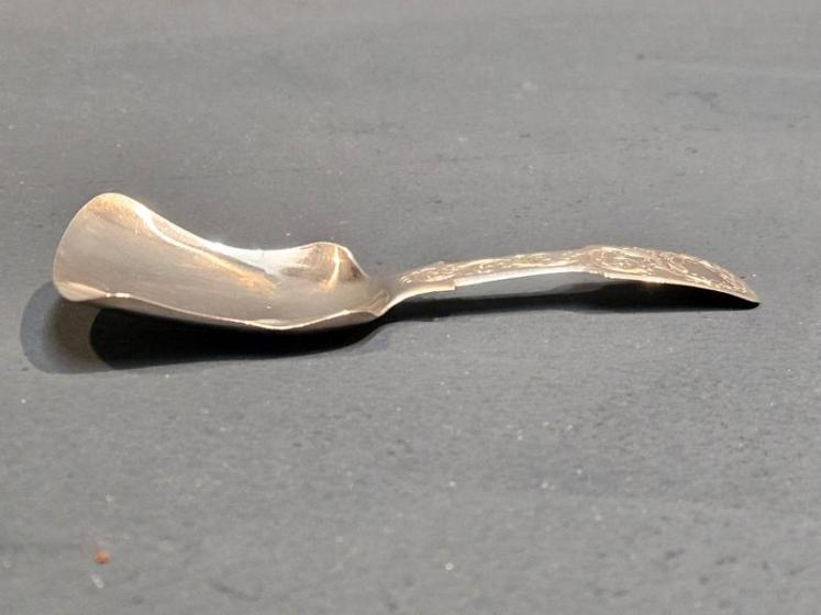 Early Victorian Silver Caddy Spoon - Image 5