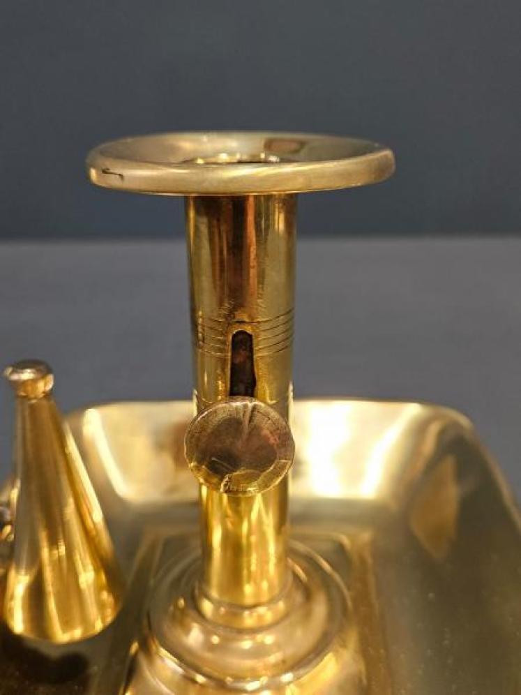 Pair of Victorian Brass Chamber Sticks - Image 4
