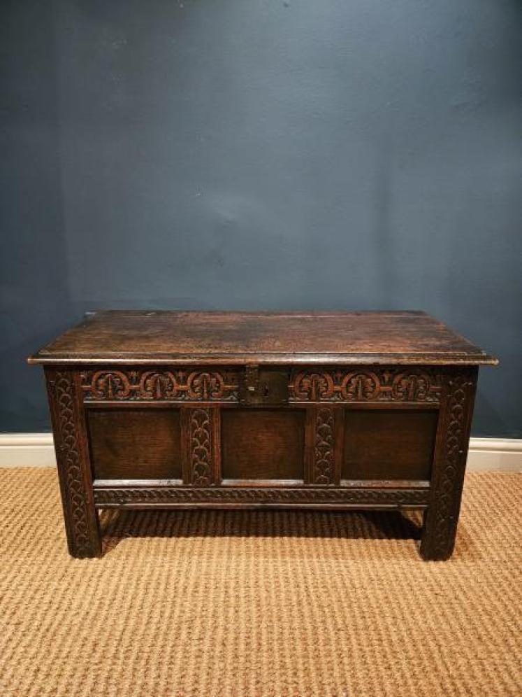 George I Oak Coffer - Image 1