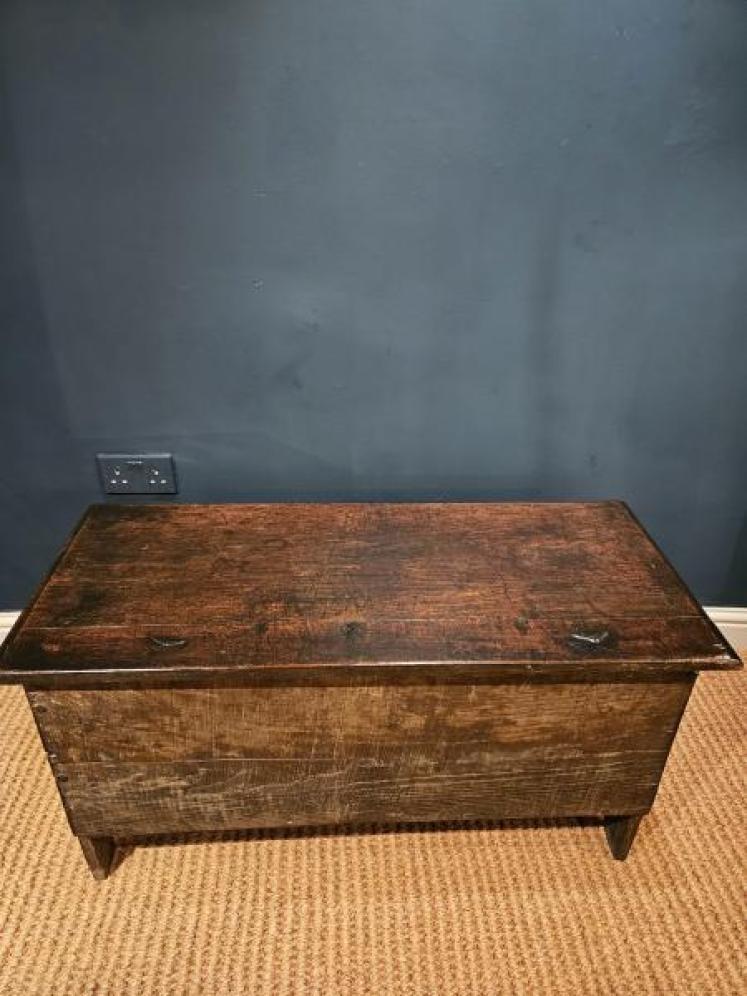 George I Oak Coffer - Image 7