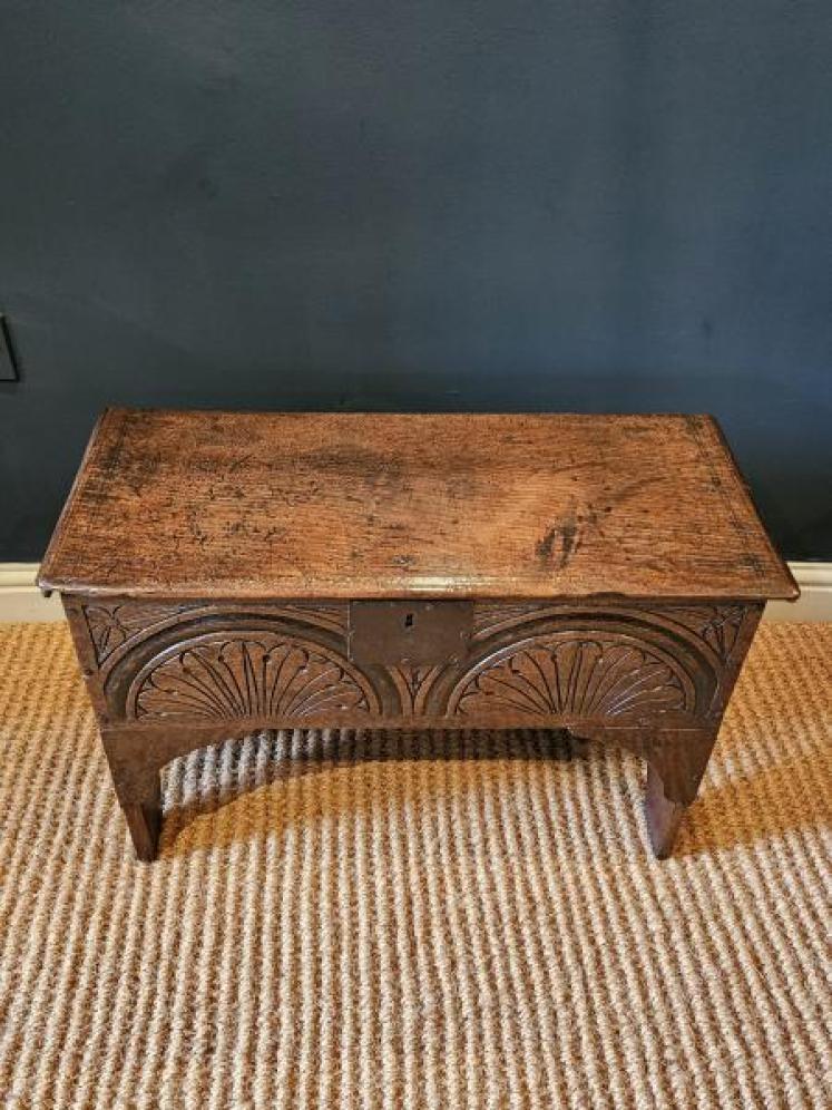 Small Period Oak Six Plank Coffer - Image 4