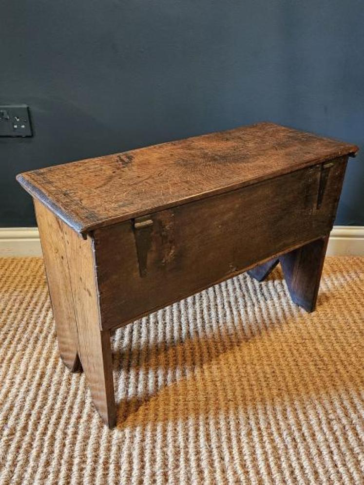 Small Period Oak Six Plank Coffer - Image 5