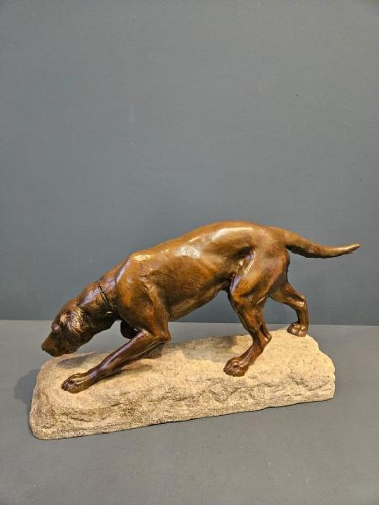 Bronze of a Pointer by Georges Gardet - Image 3