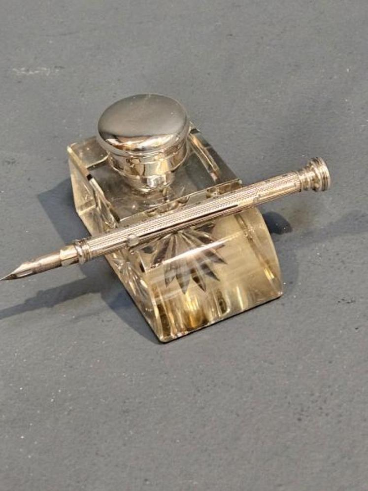 Victorian Silver and Crystal Pen and Ink Stand - Image 1