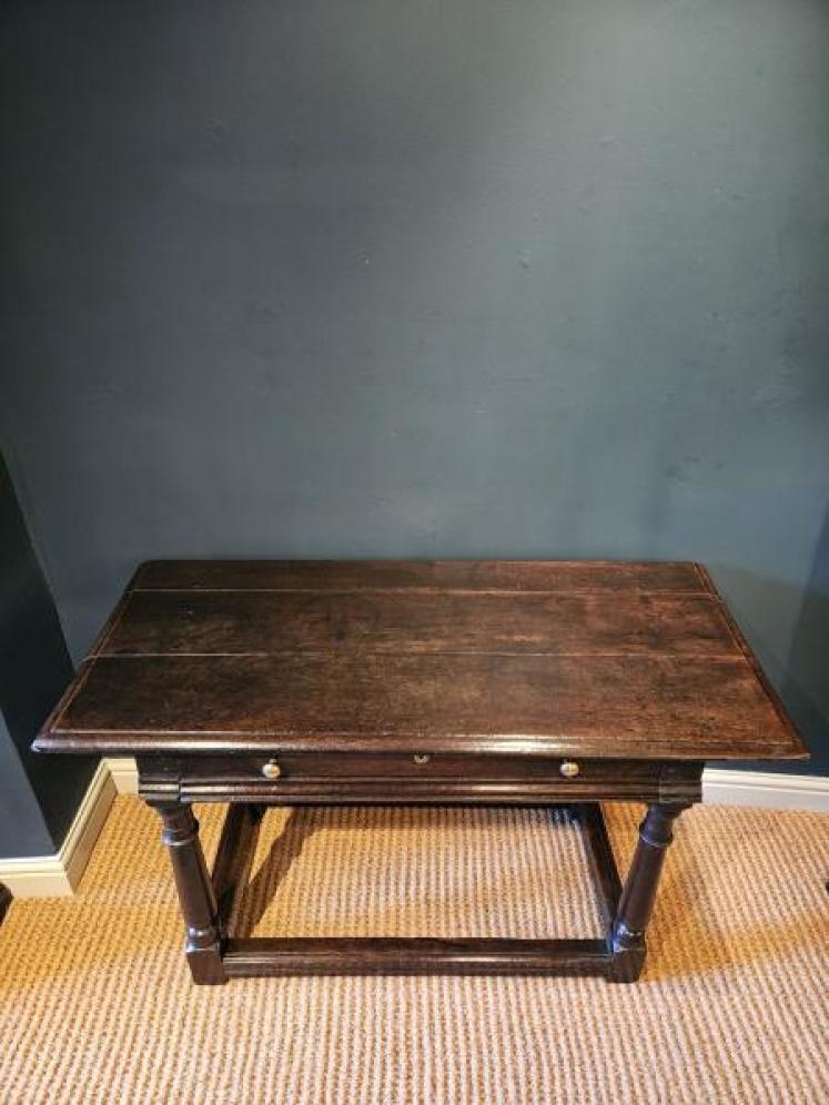 James II Oak Side Table - Image 2