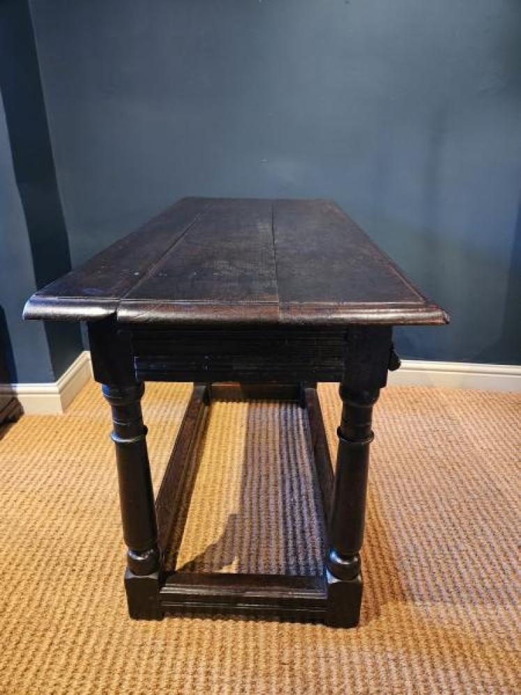 James II Oak Side Table - Image 7