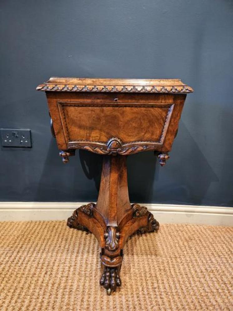 William IV Walnut Teapoy  - Image 1