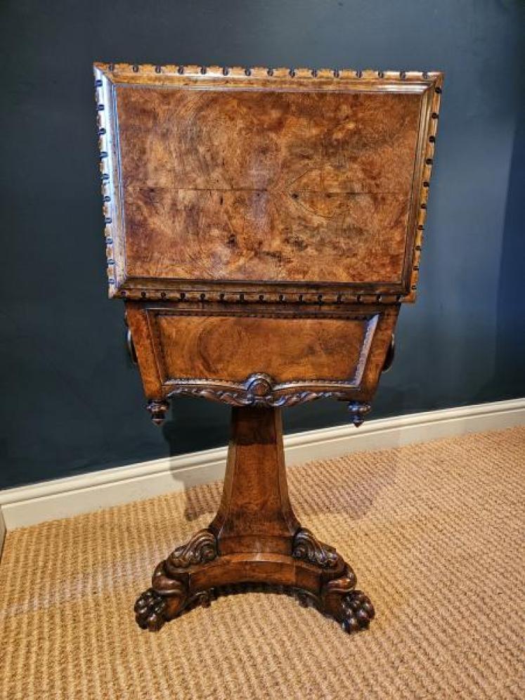 William IV Walnut Teapoy  - Image 6