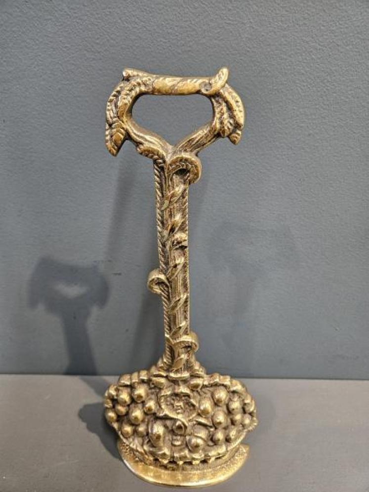 Victorian Brass Flower Basket Door Stop - Image 3