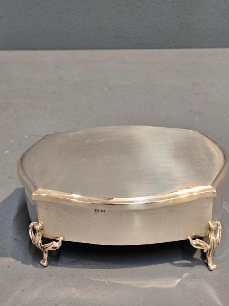 George V Silver Jewellery Box - Image 3