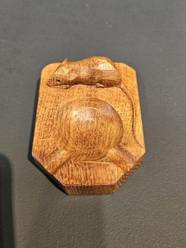 Thompson's of Kilburn Mouseman Ashtray - Image 4