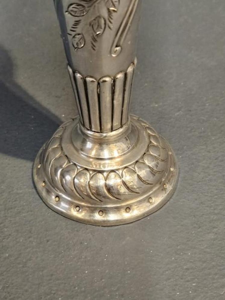 Victorian Silver Trumpet Vase by William Comyns - Image 4