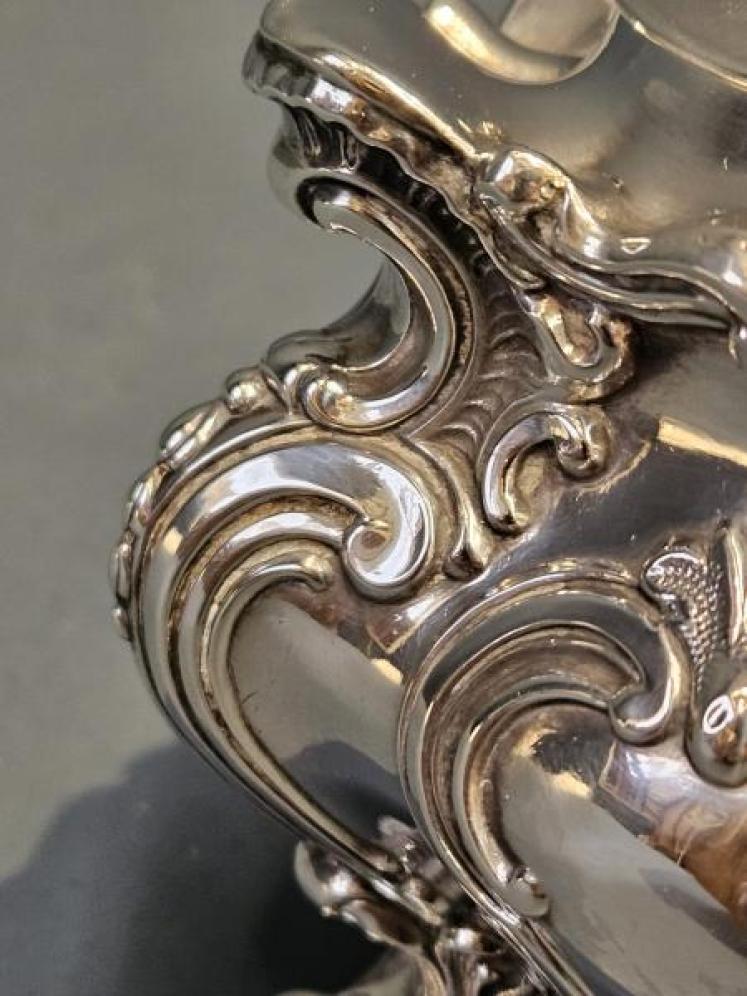 Large Early Victorian Silver Tea Caddy - Image 4