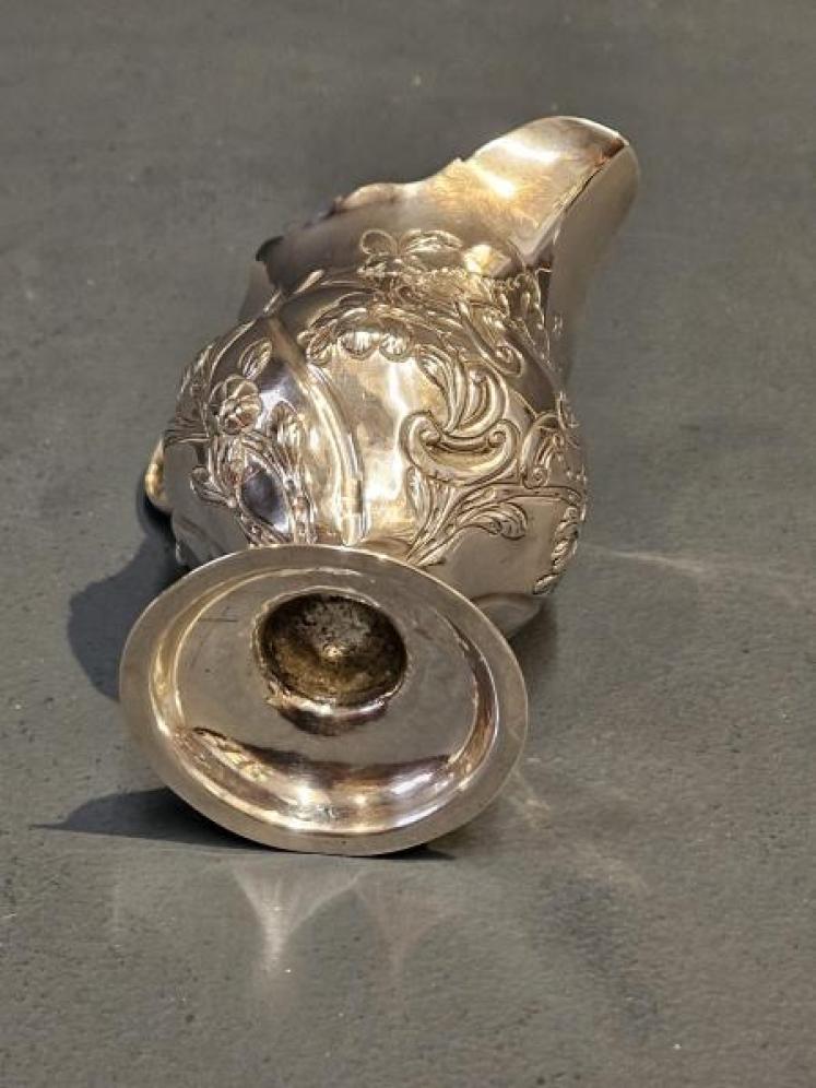 George III Silver Cream Jug - Image 7