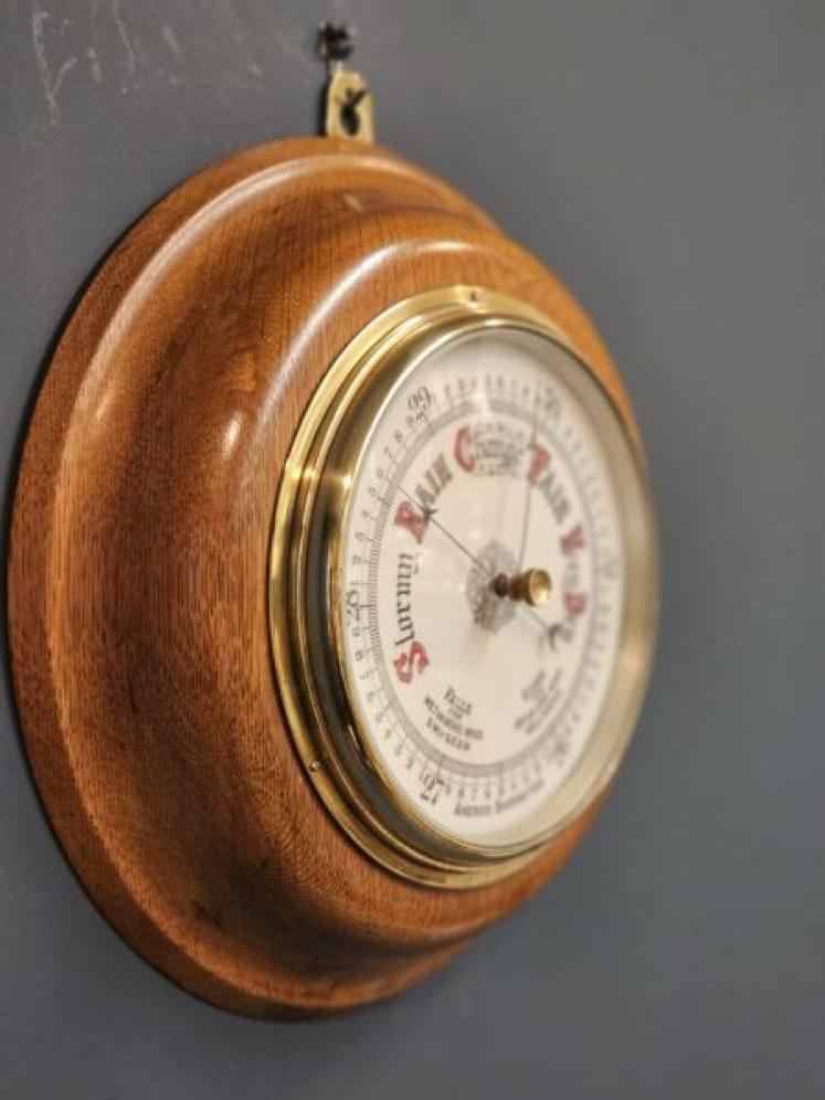Large Victorian Turned Golden Oak Barometer - Image 5