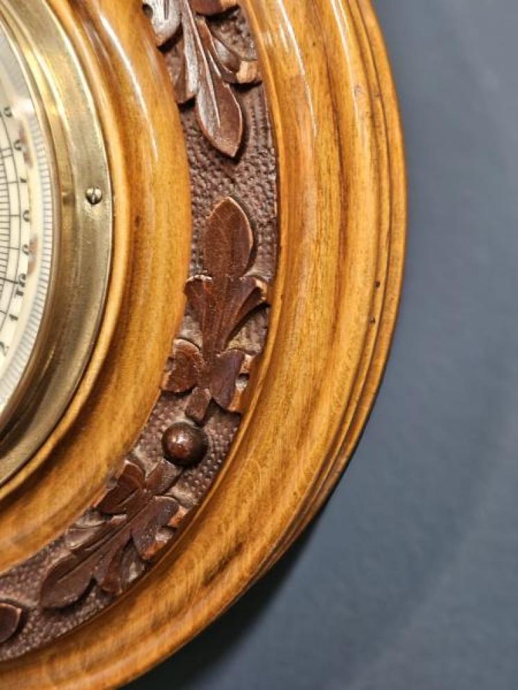 Aitchison Victorian Walnut Cased Aneroid Barometer - Image 3