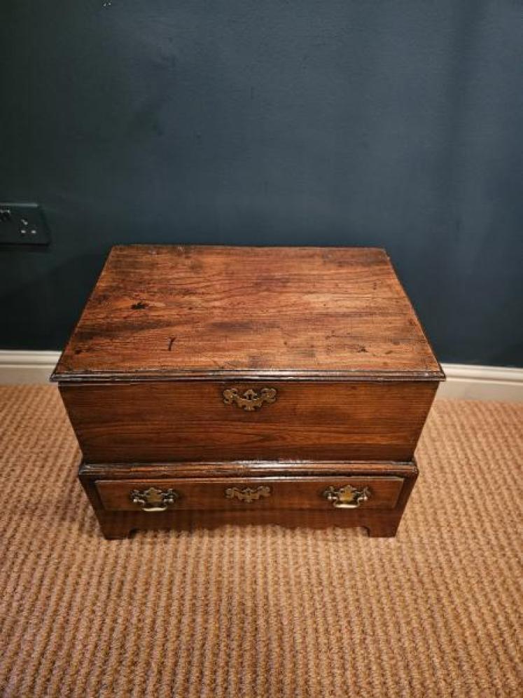 George II Coffer Bach - Image 2