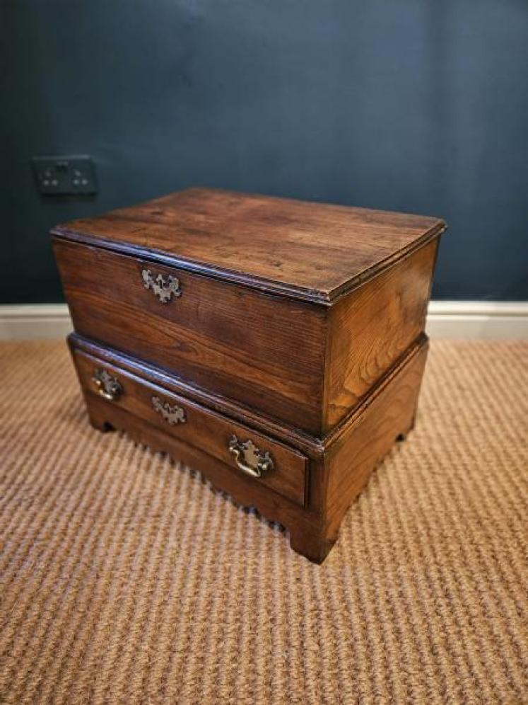 George II Coffer Bach - Image 3