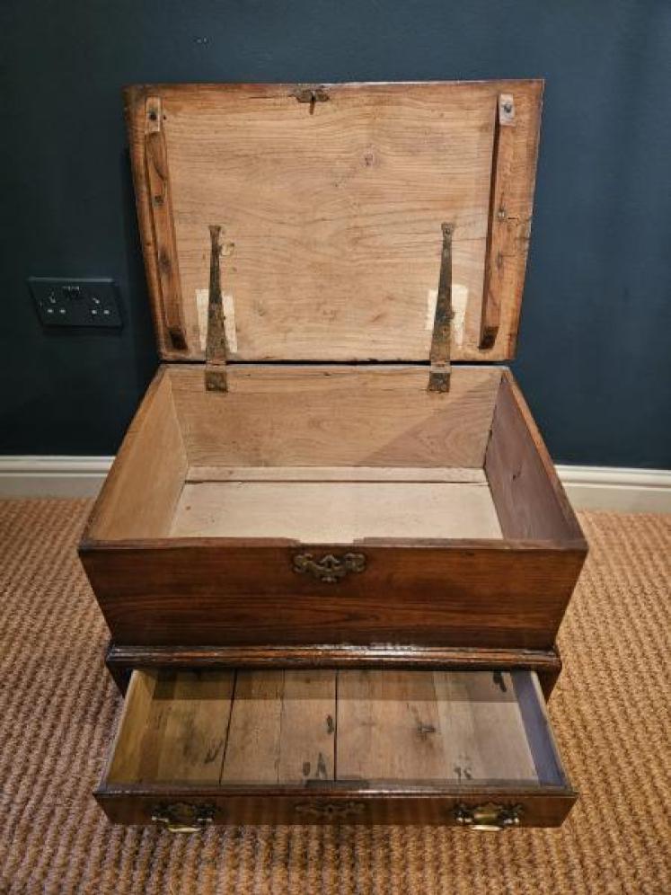 George II Coffer Bach - Image 4