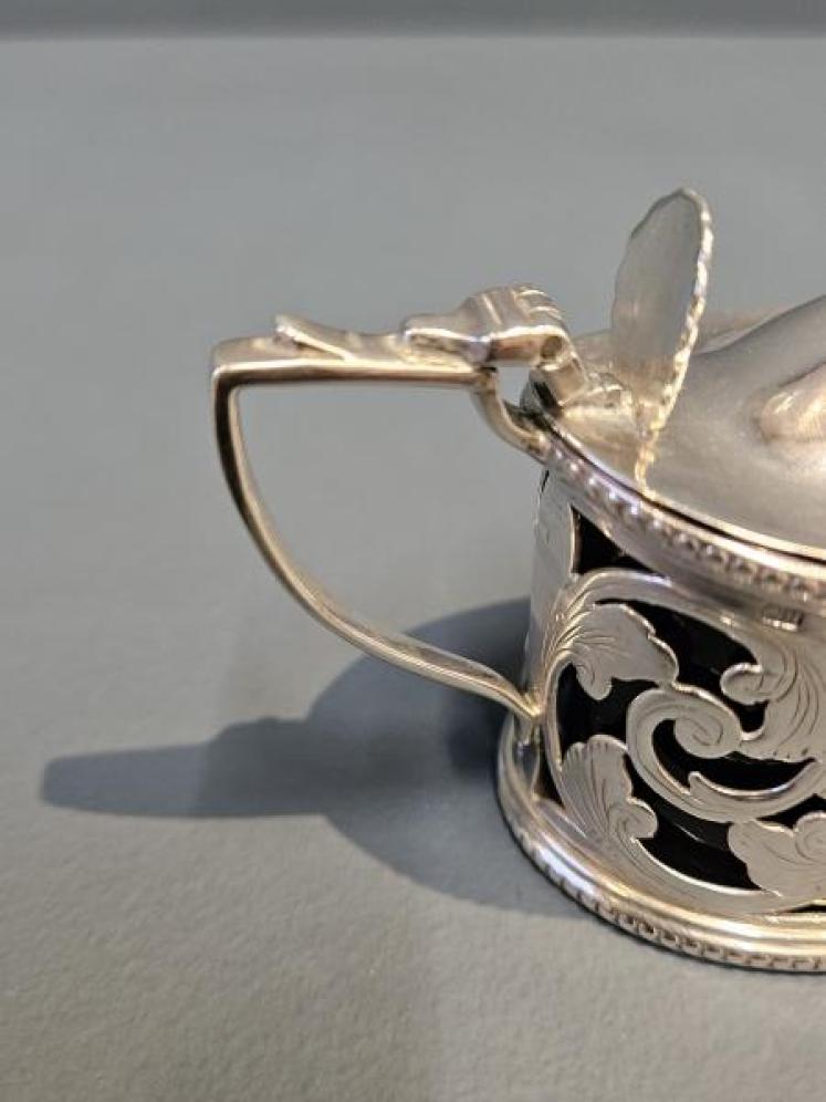 Superb Victorian Three Piece Silver Cruet - Image 4