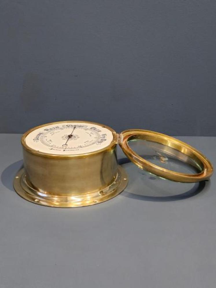 Superb Victorian Cast Brass Cased Ships Barometer  - Image 5