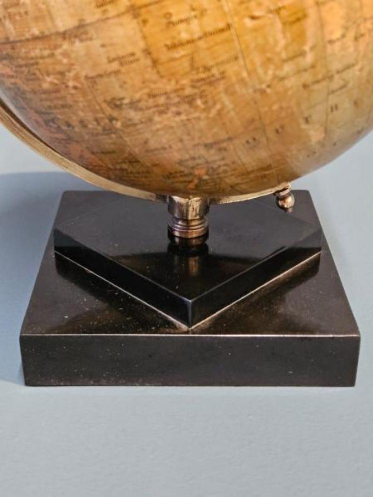 1930's Phillips 6" Globe - Image 2