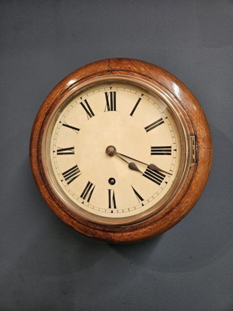 Victorian Oak 8" Dial Clock - Image 1