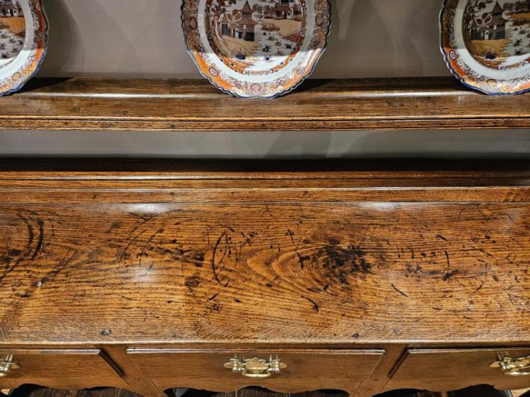 George III Oak Open Pot Board Dresser and Rack - Image 7