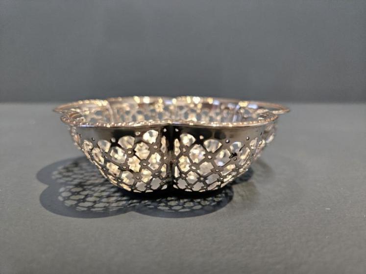 Edwardian Chester Silver Dish - Image 2