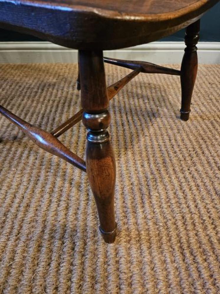 Georgian Yew Wood Windsor Chair - Image 4