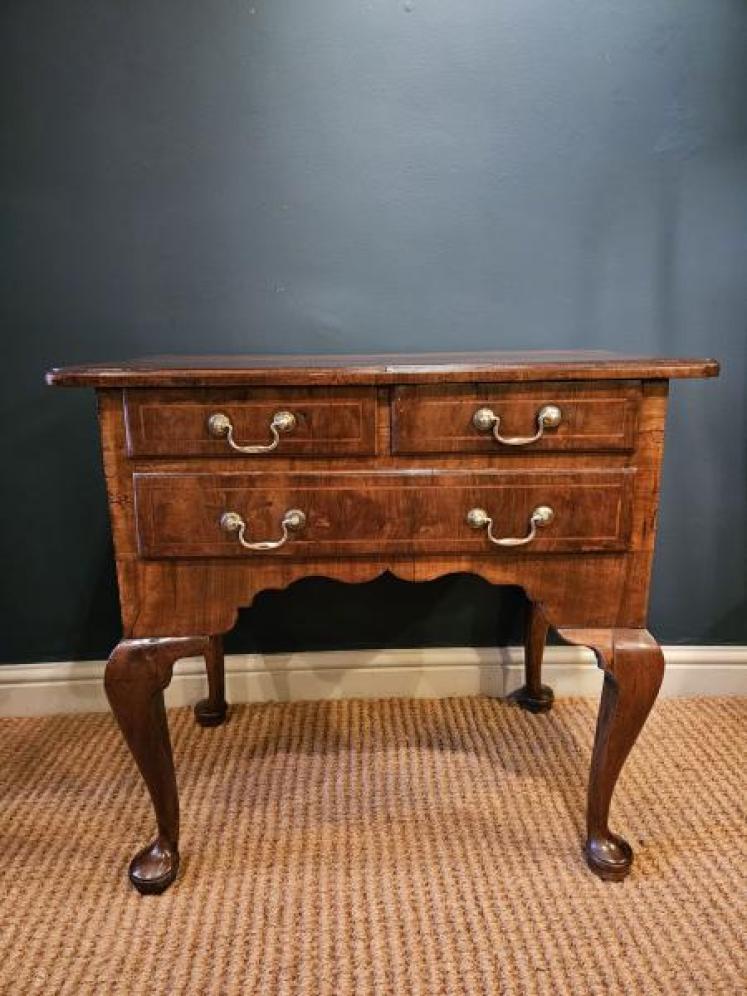 George I Walnut Lowboy - Image 2