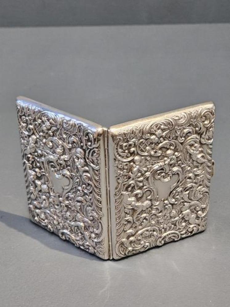 Edwardian Silver Note and Stamp Case with Pencil by William Comyns - Image 4