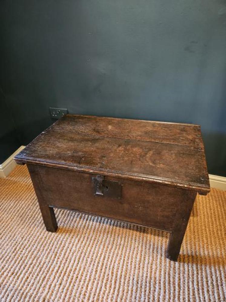 Unusual Proportioned James II Oak Coffer - Image 2