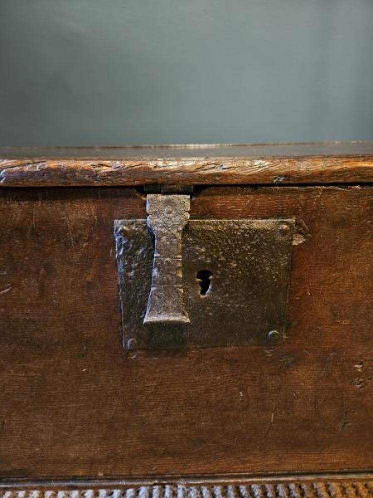 Unusual Proportioned James II Oak Coffer - Image 6